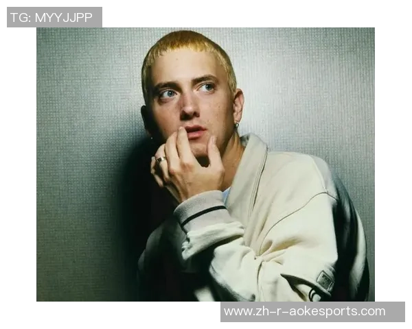 从默默无闻到一夜成名 足球天才的崛起与辉煌瞬间