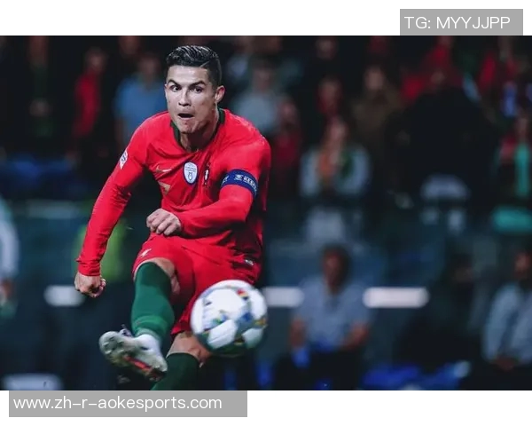 从绿茵场到室内赛场 足球巨星转型踢室内足球的挑战与机遇