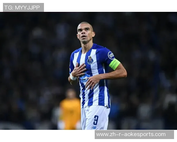 猜猜这些退役足球球星是谁？你能认出他们的经典瞬间和传奇职业生涯吗